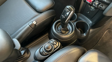 MINI Hatchback 1.5 Cooper Classic 3dr Auto [Comfort/Nav Pack] Petrol Hatchback